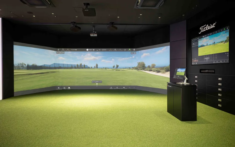 panoramic trackman screen