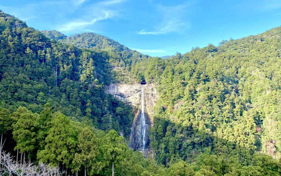 The Nachi waterfall is a must-see when you are visiting the Wakayama area in Japan