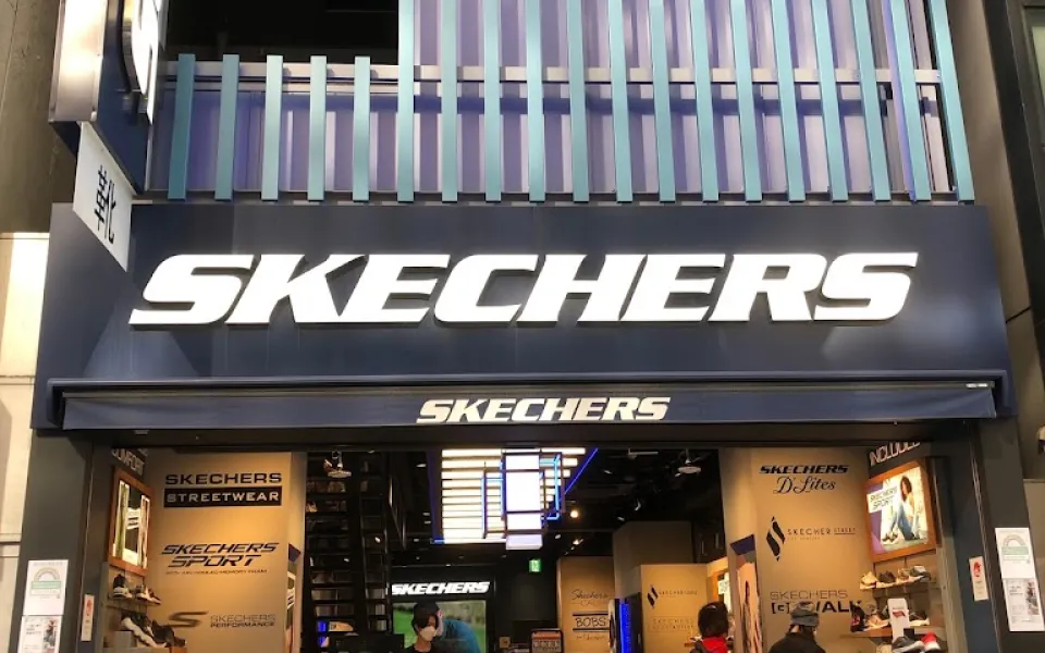 Skechers Golf Shoes in Shinjuku