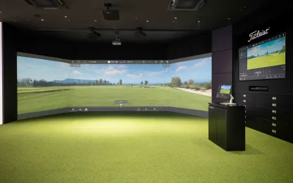 panoramic trackman screen