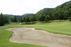 fairway bunker